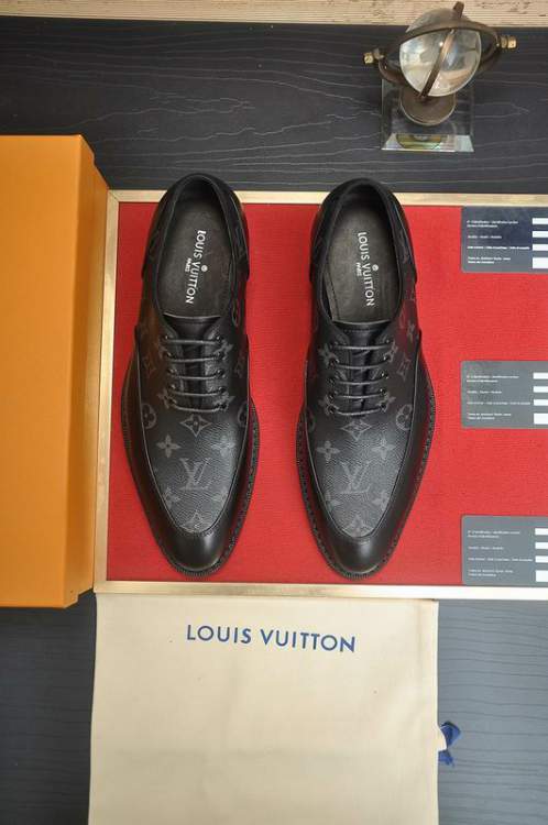 Picture of Louis Vuitton Shoes _SKULVsz38-45hnh073414633